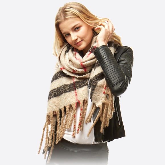 Oversized Plaid Print Oblong Scarf Fringe Soft - Picture 2 of 2